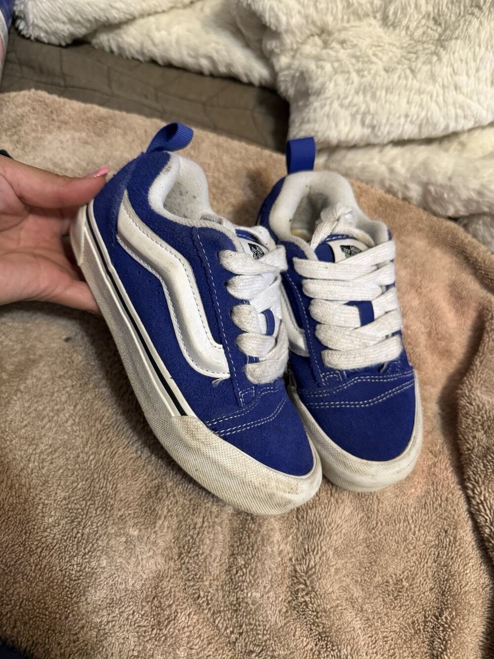 VANS Off The Wall Blue/White Suede Low Top Sneaker Kids US 13.5